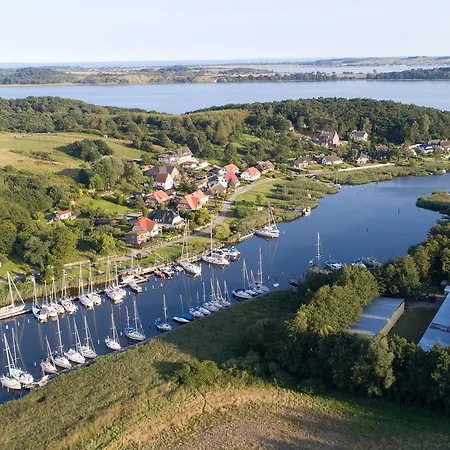 Seeblick 5 - Ruhig - Moenchgut Sellin (Rugen)